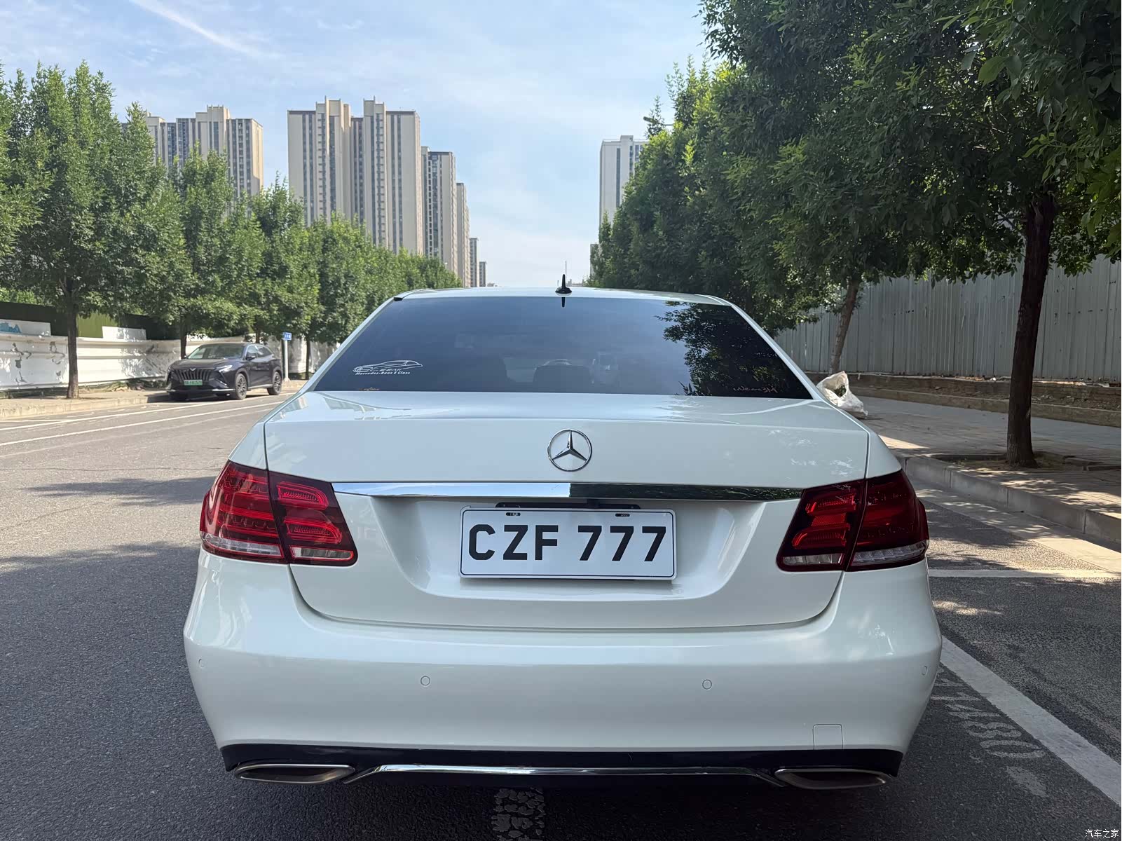 Mercedes-Benz E-Class, 2015 8