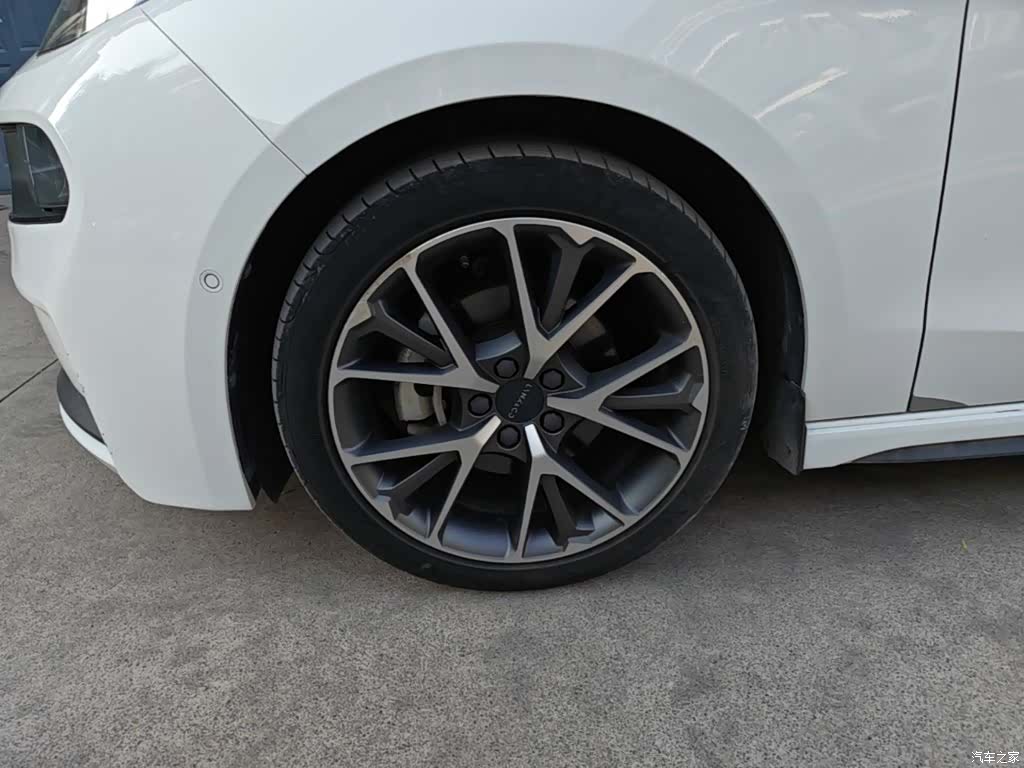 Lynk & Co 02, 2022 23