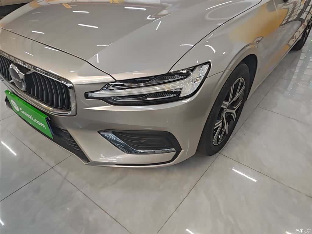 Volvo S60, 2024 24