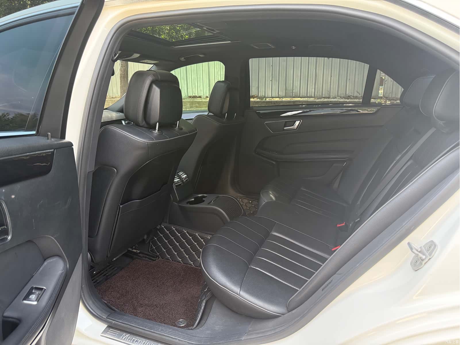 Mercedes-Benz E-Class, 2015 все фото