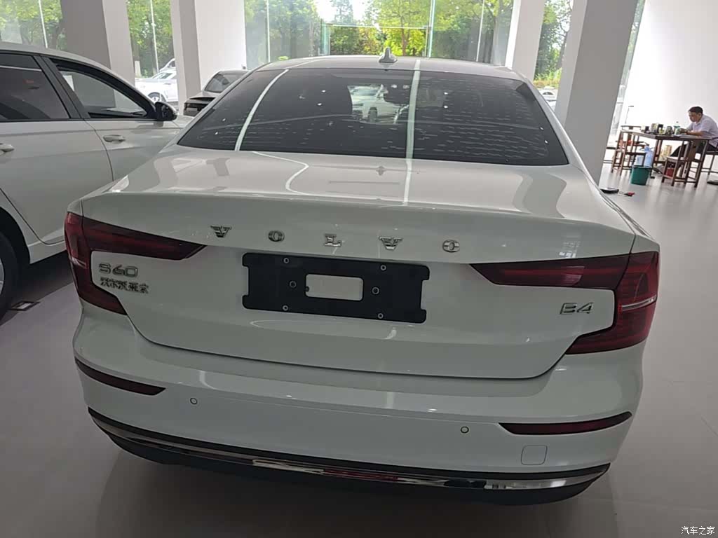 Volvo S60, 2022 6