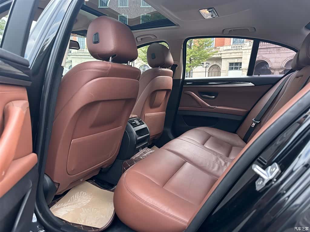 BMW 5 Series, 2017 9