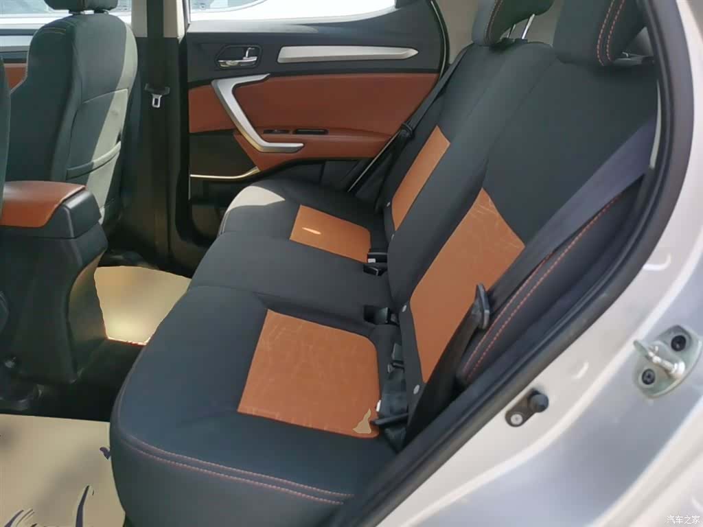 JAC S3, 2015 17