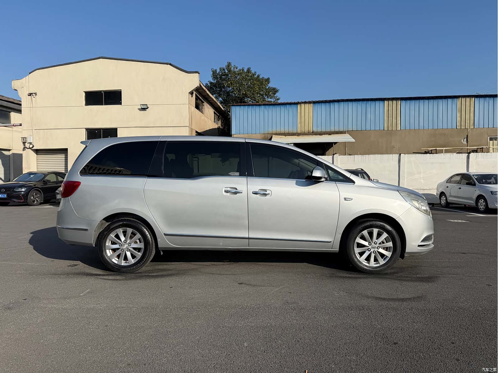 Buick GL8, 2019 9