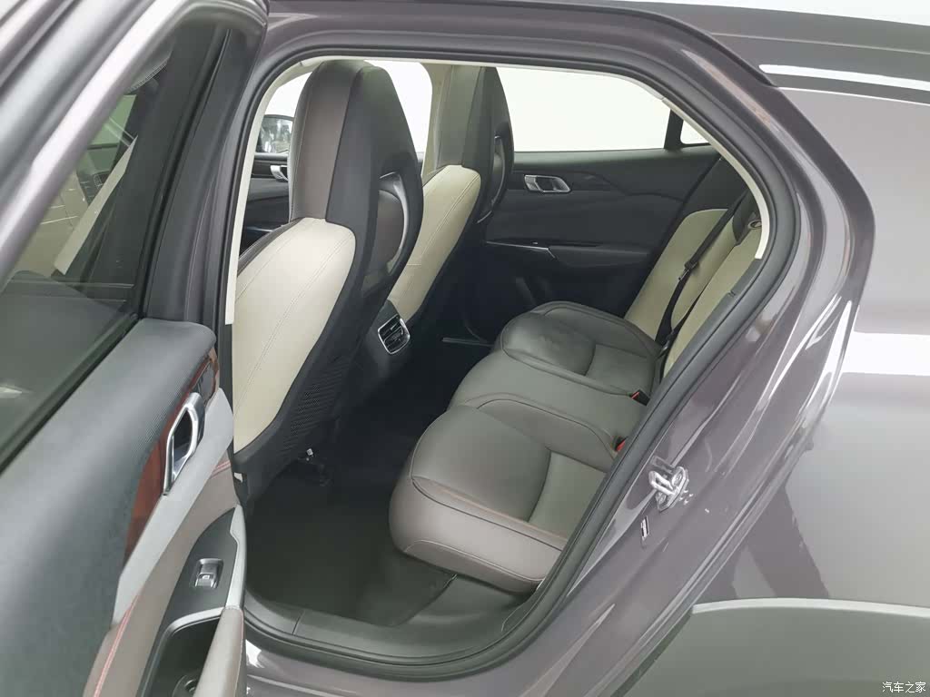 Lynk & Co 01, 2019 15