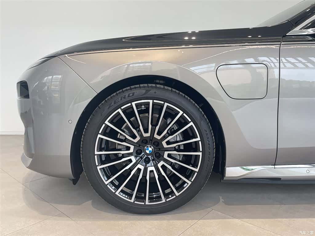 BMW i7, 2024 16