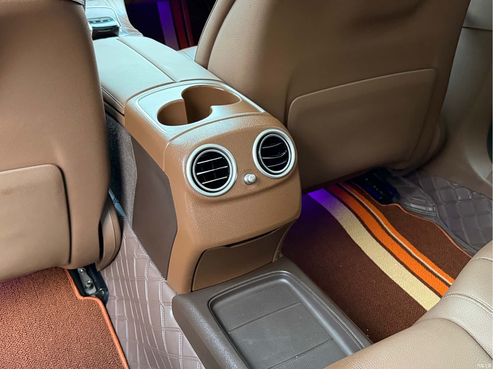Mercedes-Benz E-Class, 2018 14