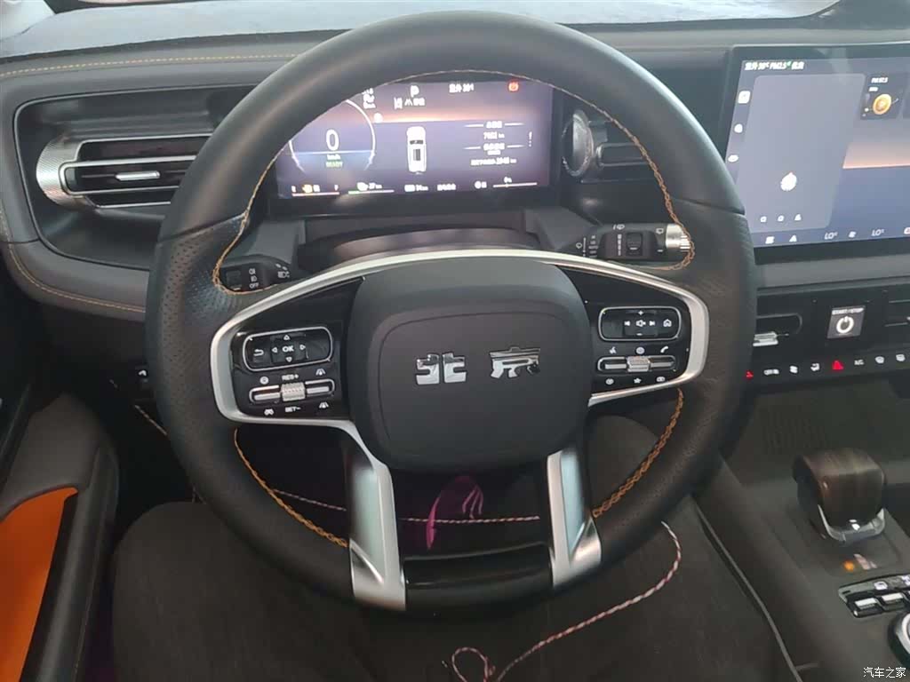 BAIC BJ40, 2025 11