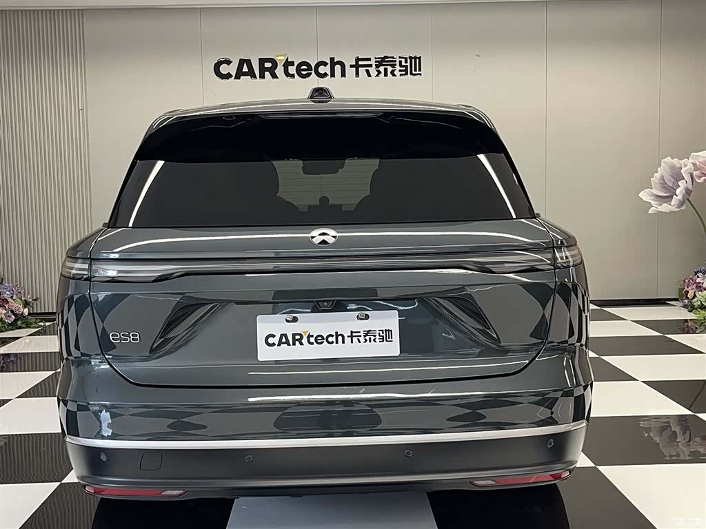 NIO ES8, 2023 6