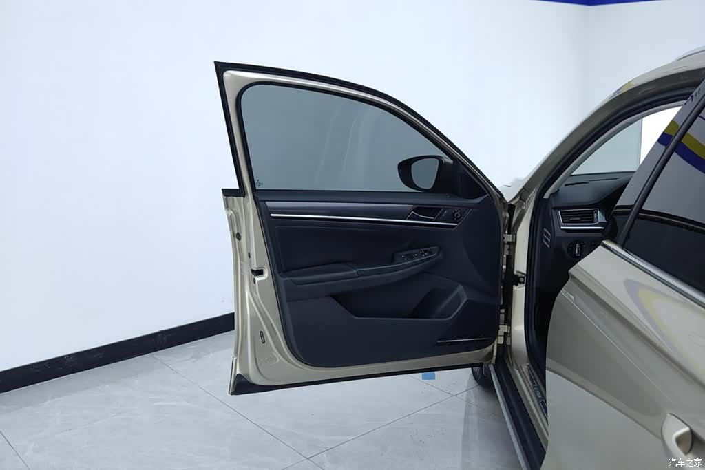 Volkswagen C-TREK, 2017 7