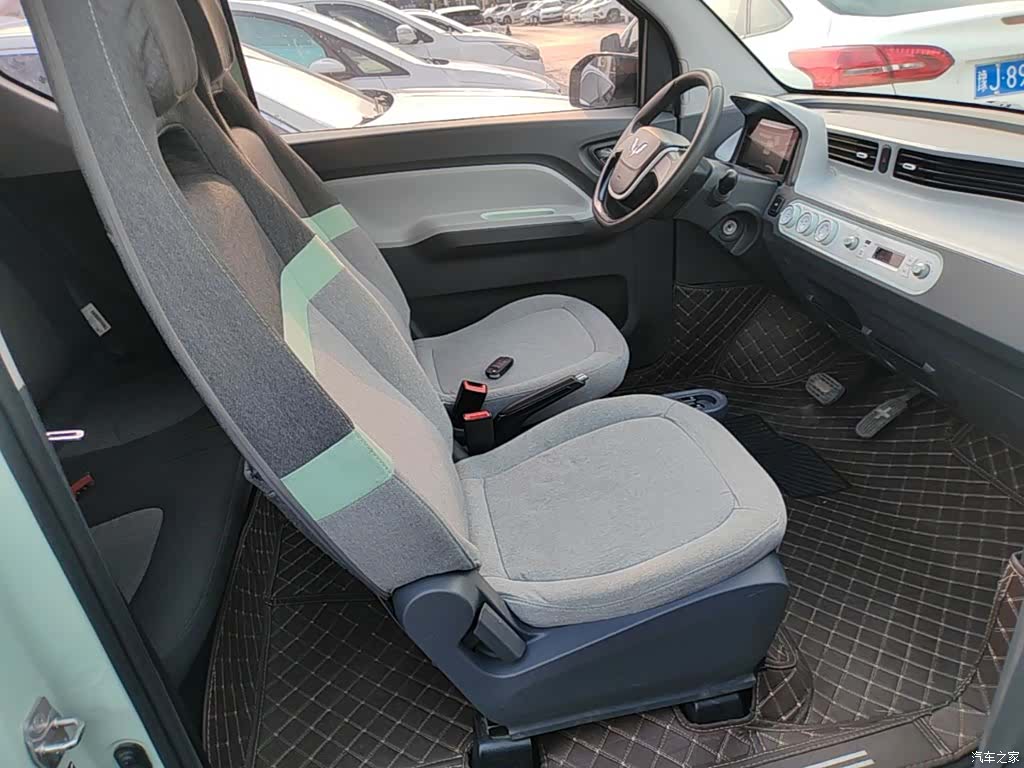 Wuling MINIEV, 2021 25