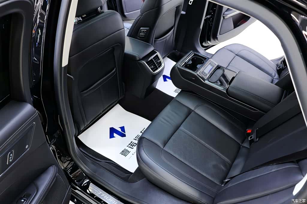 Ford Taurus, 2020 31