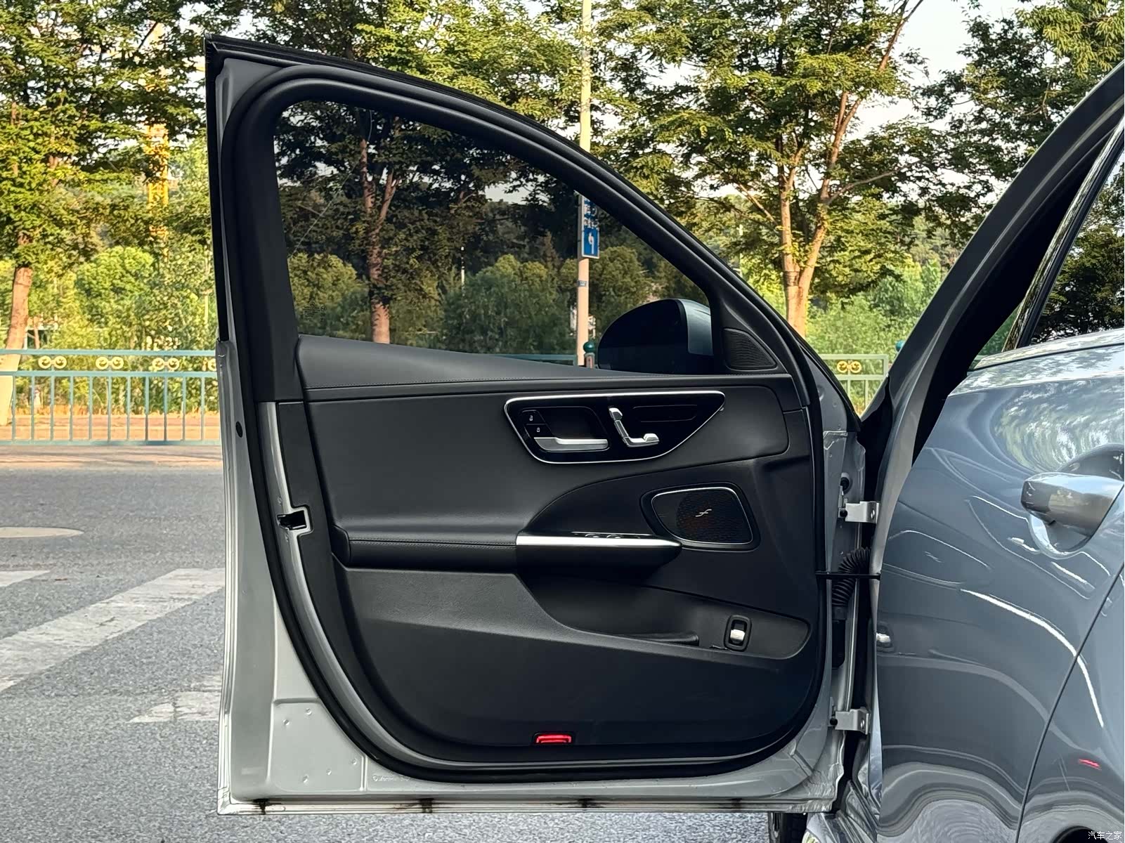 Mercedes-Benz C-Class, 2024 7