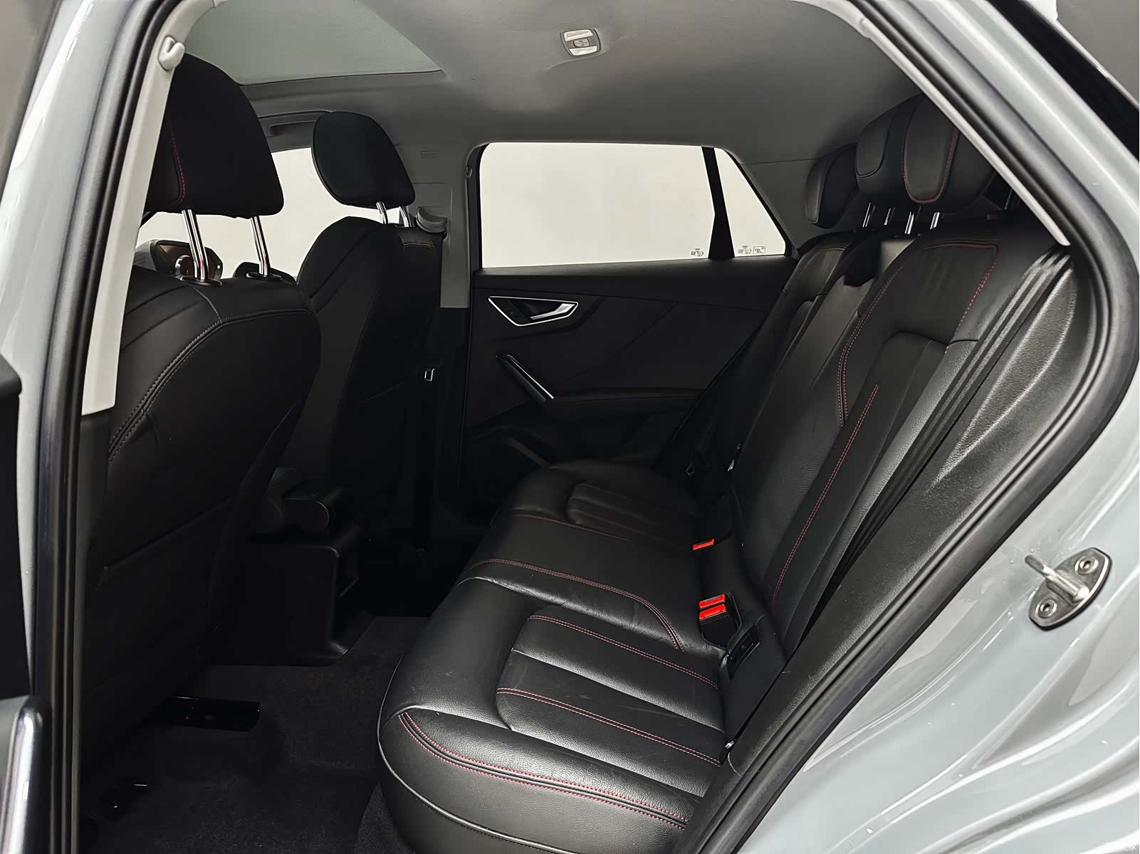 Audi Q2L, 2021 14