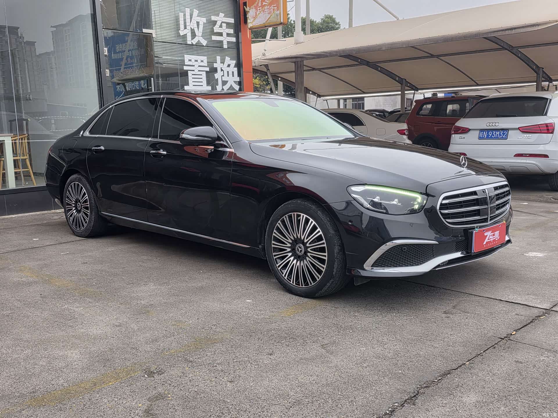 Mercedes-Benz E-Class, 2023 3