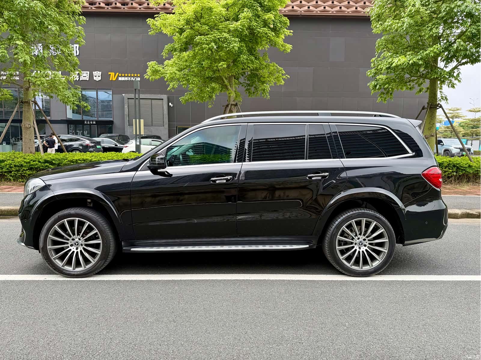 Mercedes-Benz GLS, 2016 8