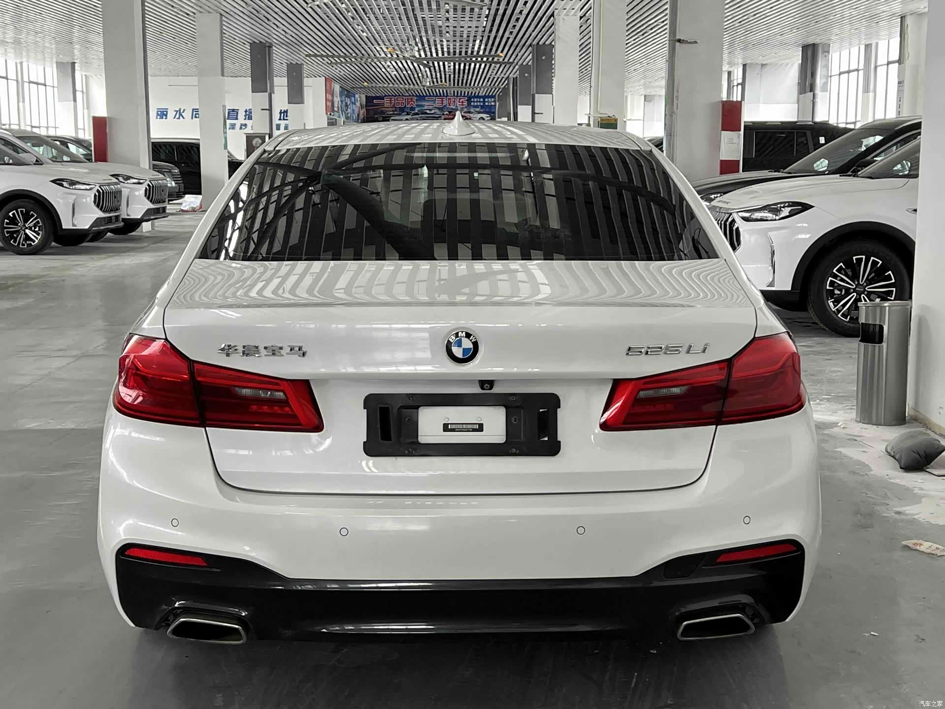 BMW 5 Series, 2018 все фото