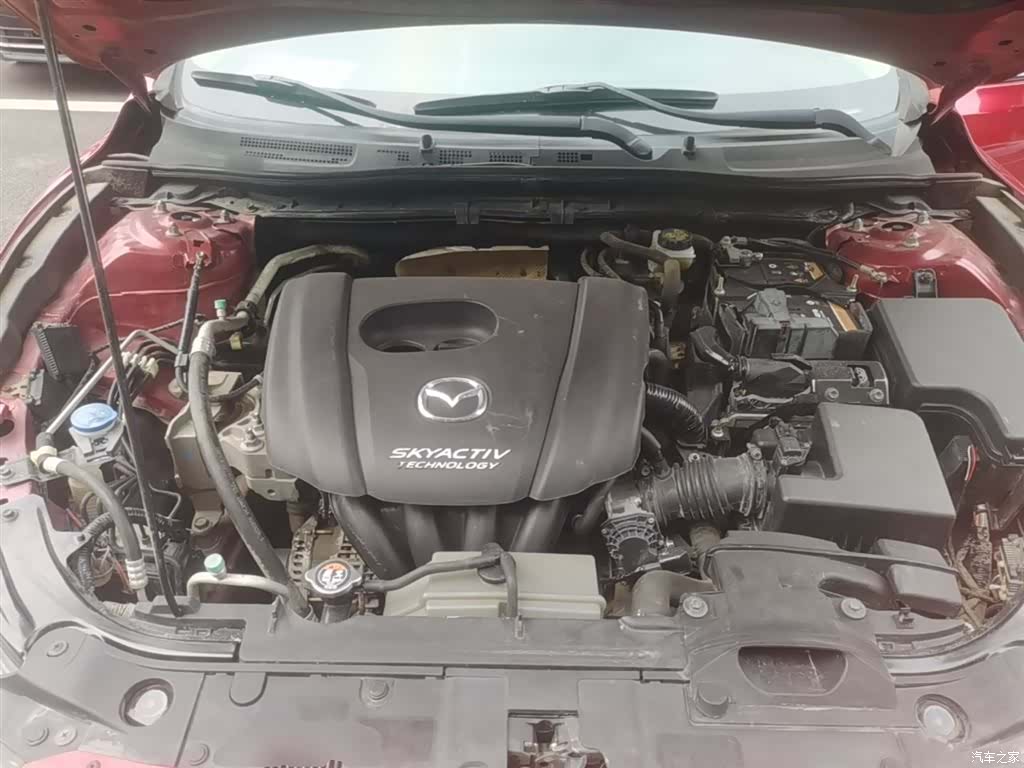 Mazda Mazda3, 2015 20