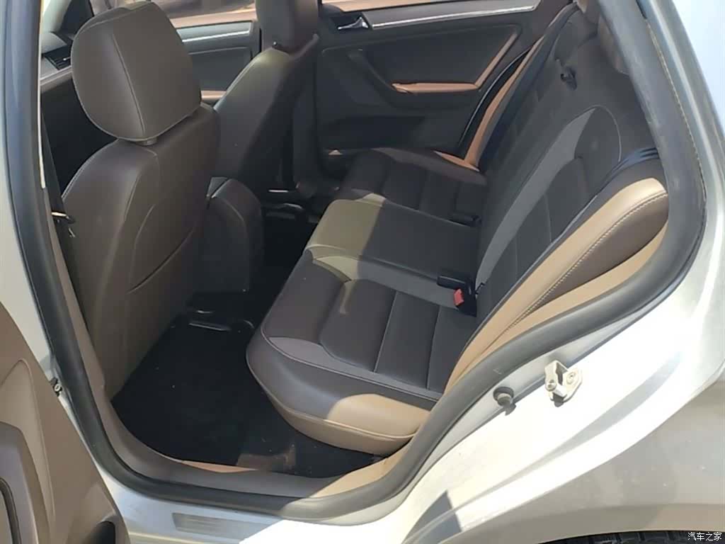 Volkswagen Bora, 2015 17