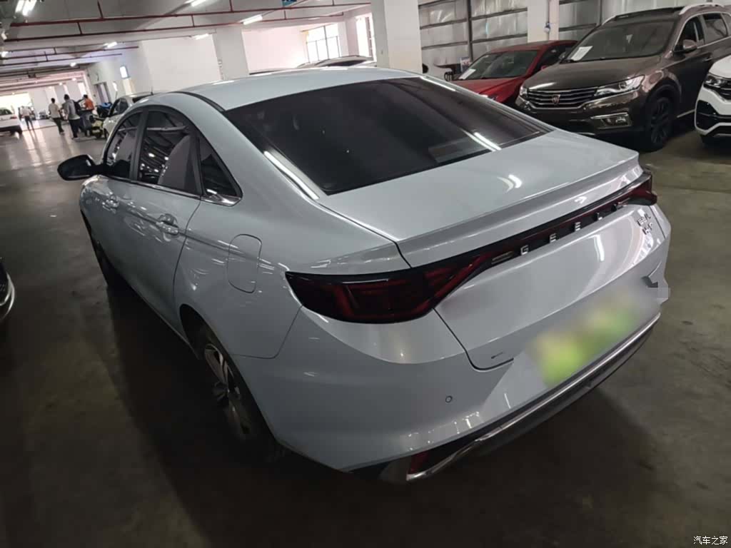 Geely Emgrand, 2023 все фото