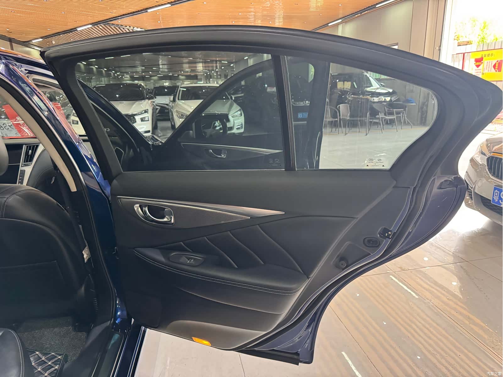Infiniti Q50L, 2020 11