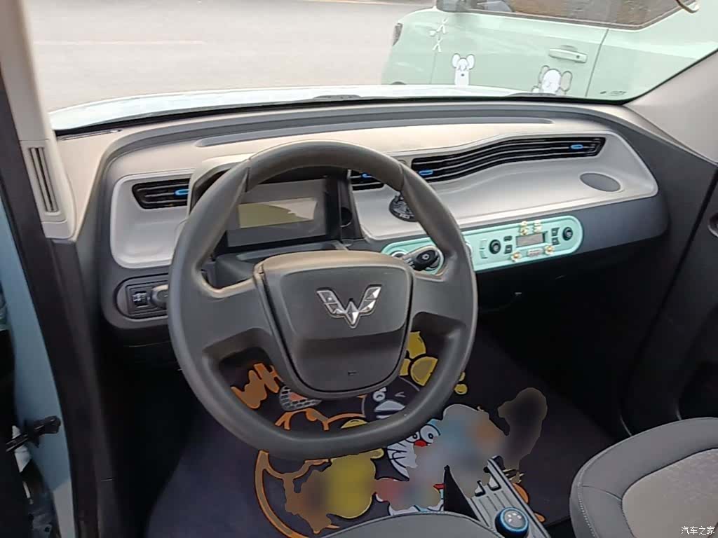 Wuling MINIEV, 2021 10