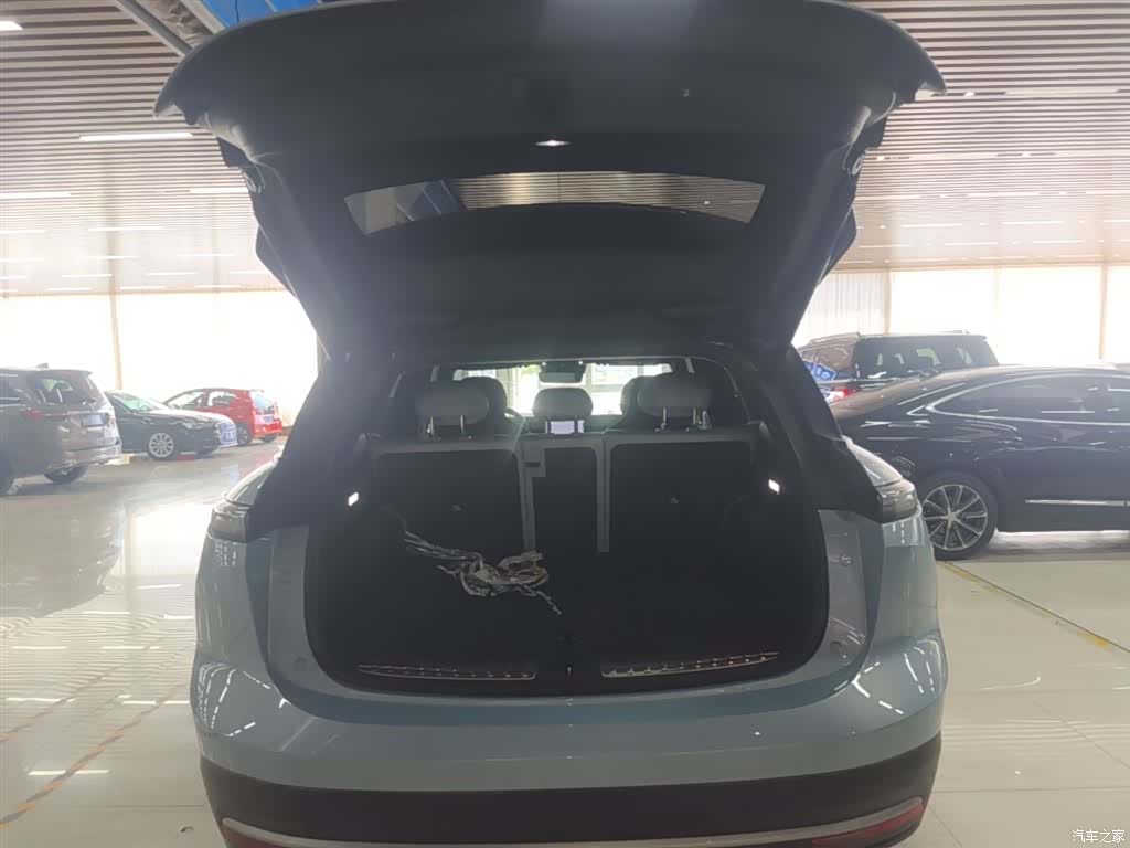 NIO ES6, 2024 19