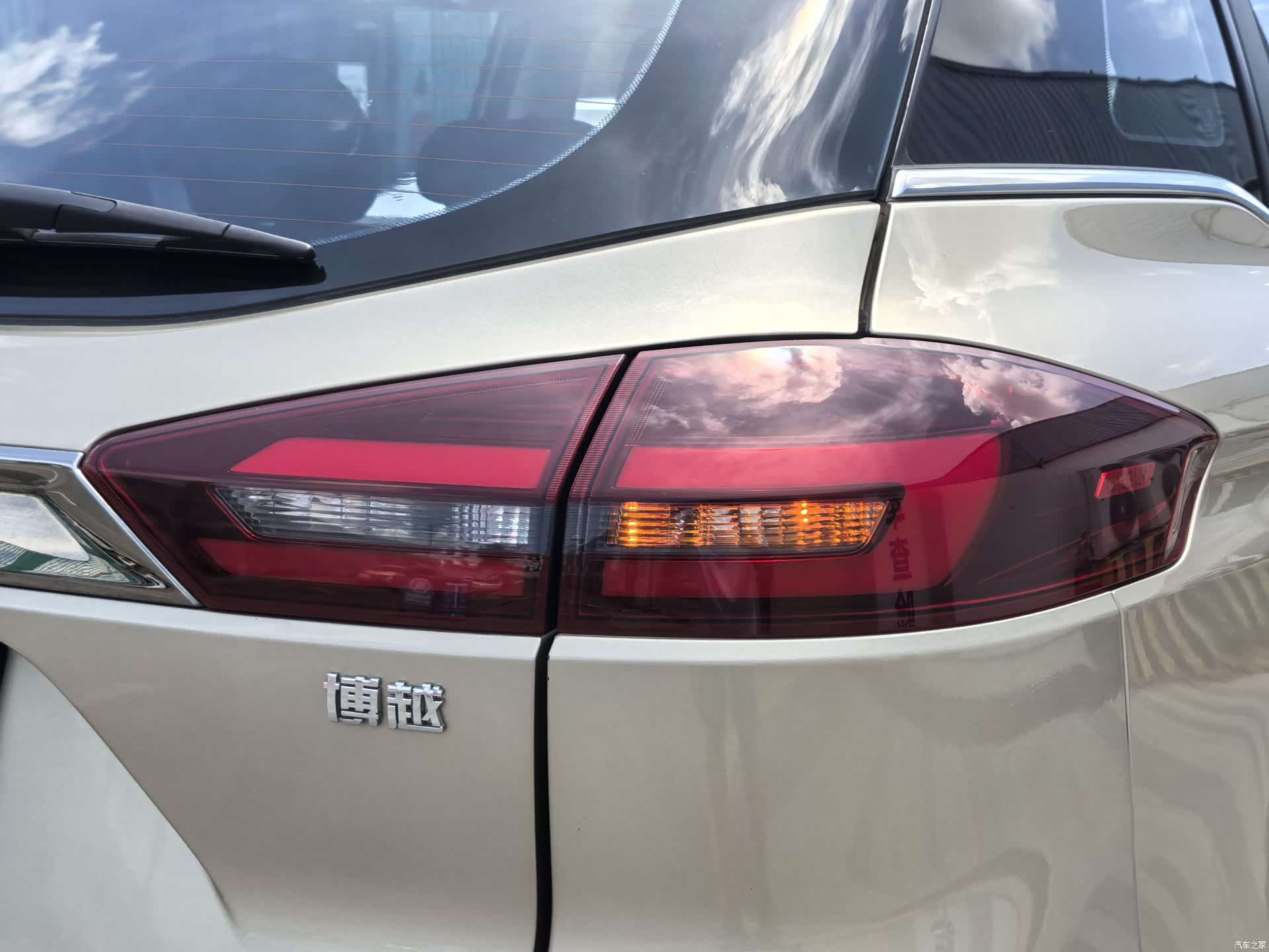 Geely Boyue, 2020 4