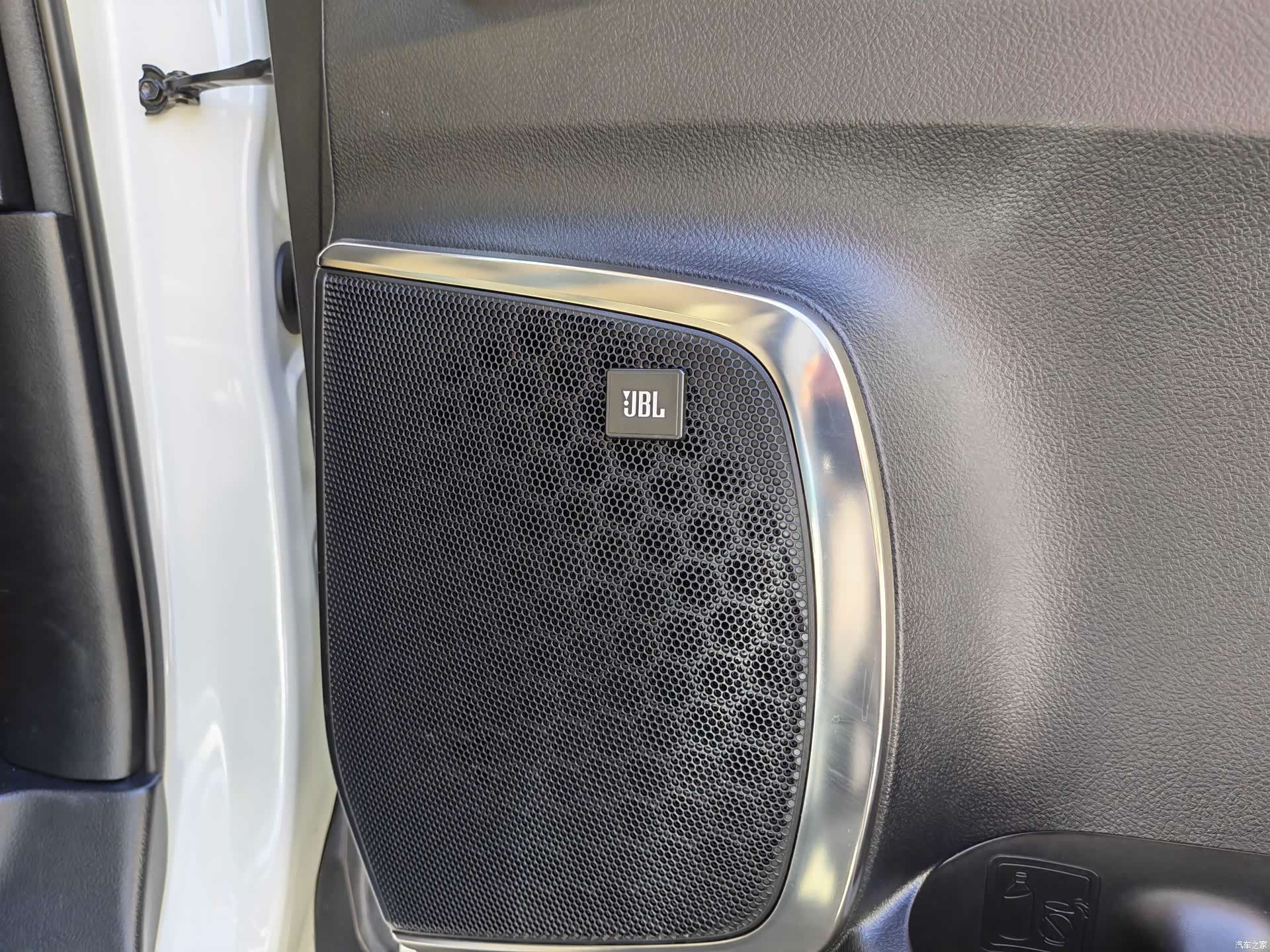 Toyota Alphard, 2016 19