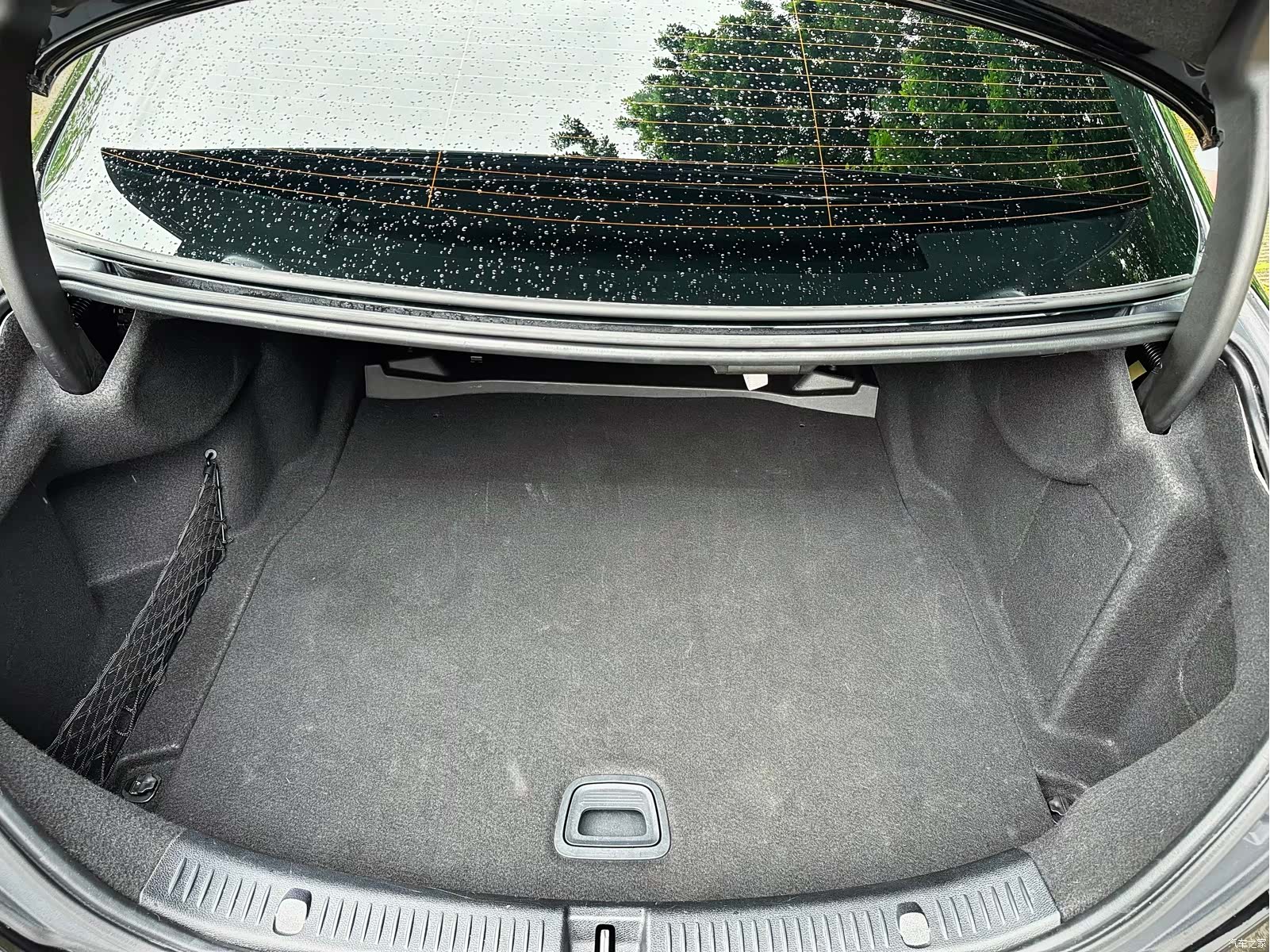Mercedes-Benz E-Class, 2023 24