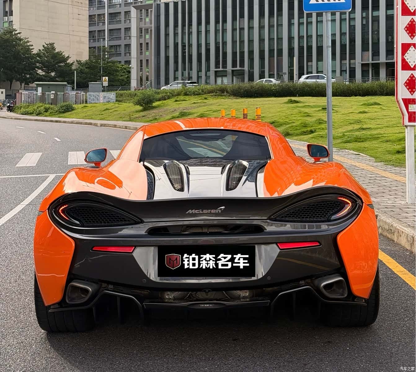 McLaren 570, 2019 все фото