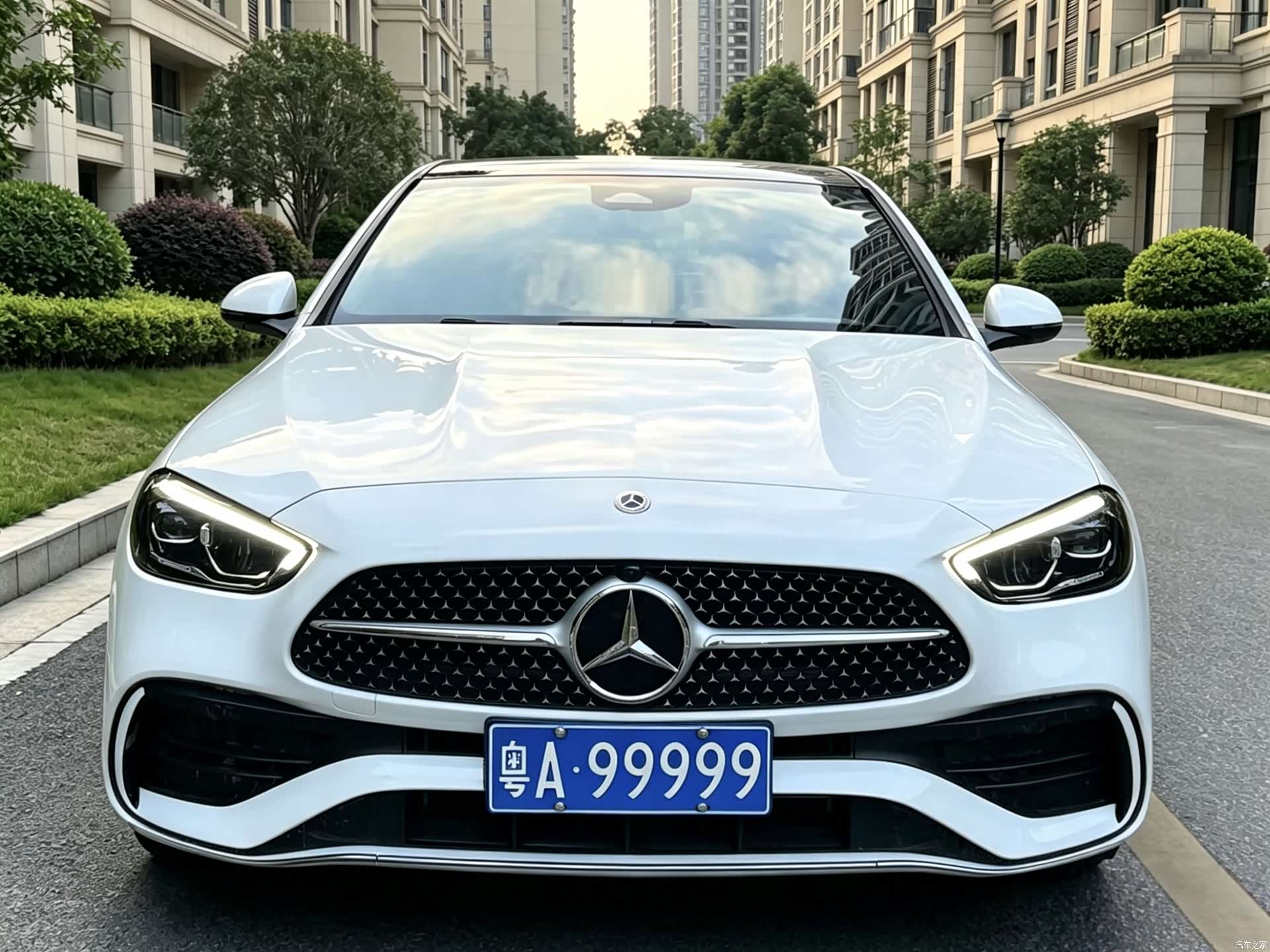 Mercedes-Benz C-Class, 2024 2