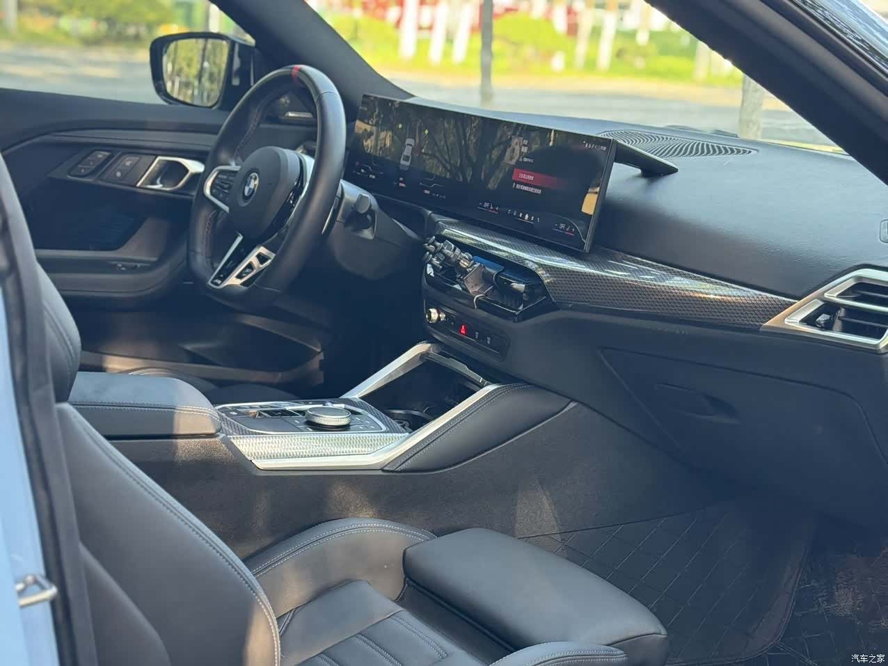 BMW M2, 2025 все фото