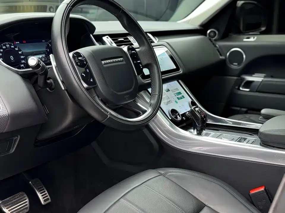 Land Rover Range Rover Sport Land Rover Range Rover Sport