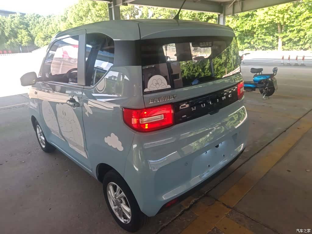 Wuling MINIEV, 2021 все фото