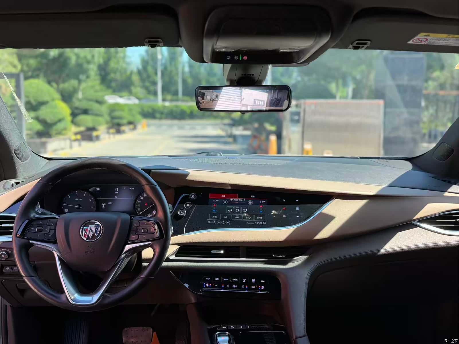 Buick Enclave, 2021 9