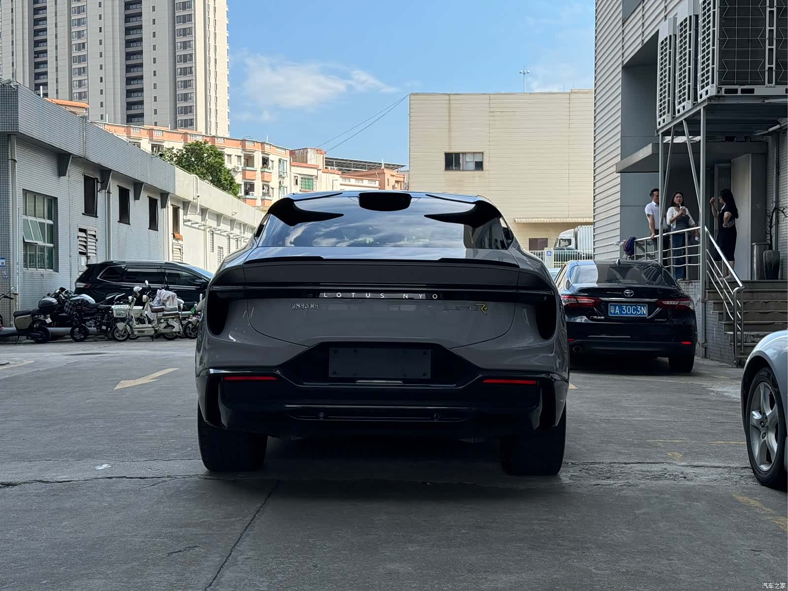 Lotus ELETRE, 2023 все фото