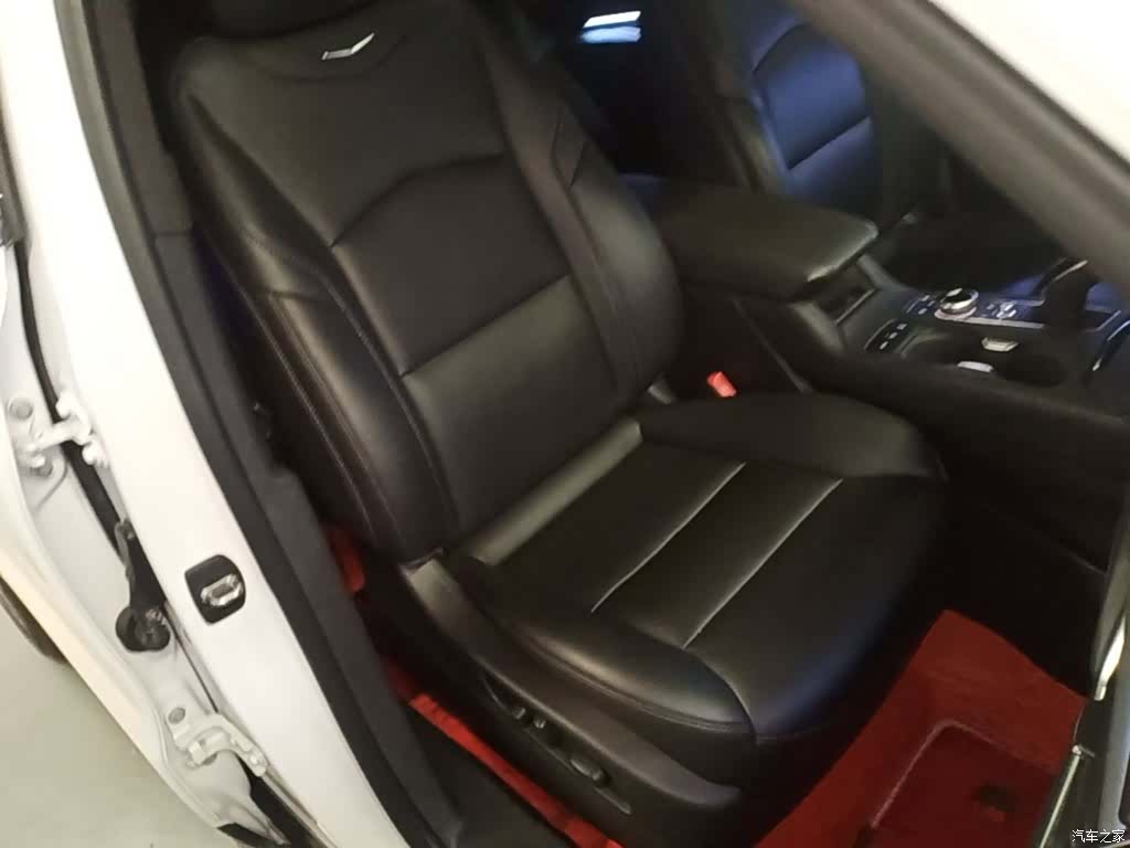 Cadillac XT4, 2021 25