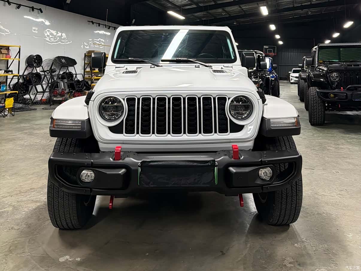 Jeep Wrangler, 2021 2