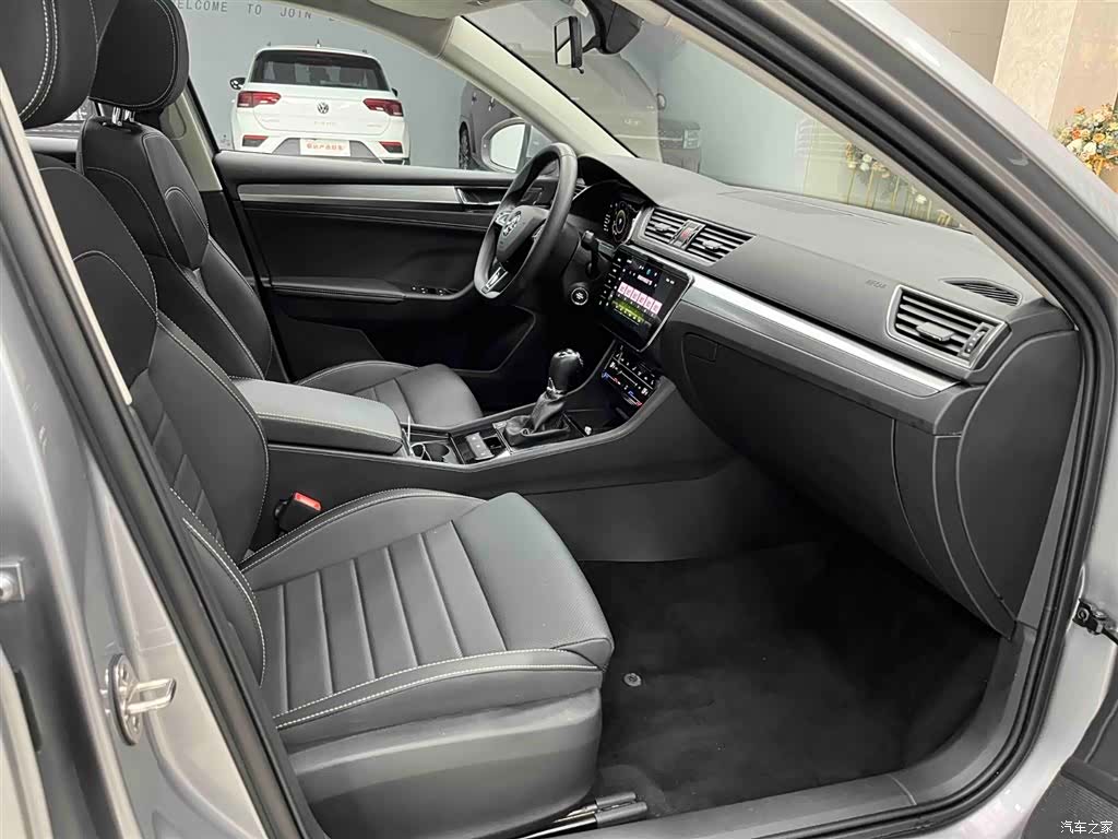 Skoda Superb, 2024 13