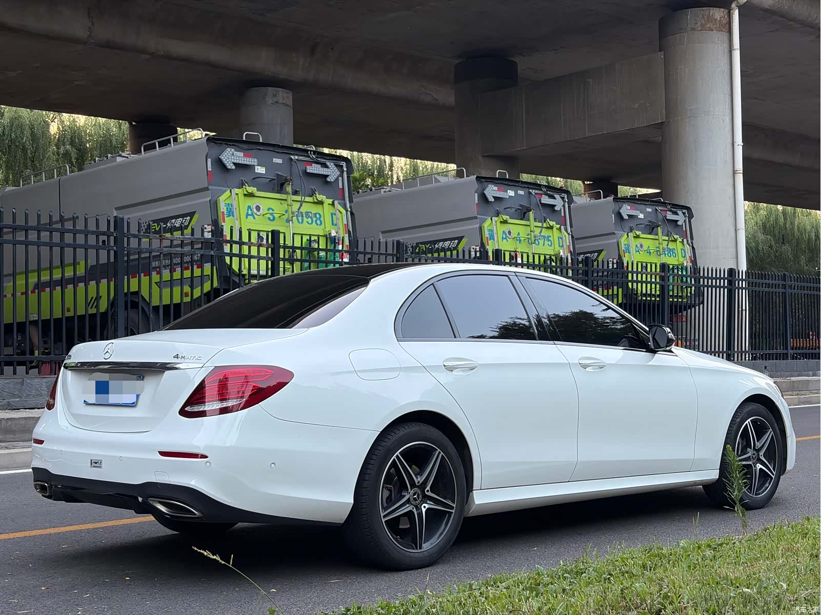 Mercedes-Benz E-Class, 2019 4