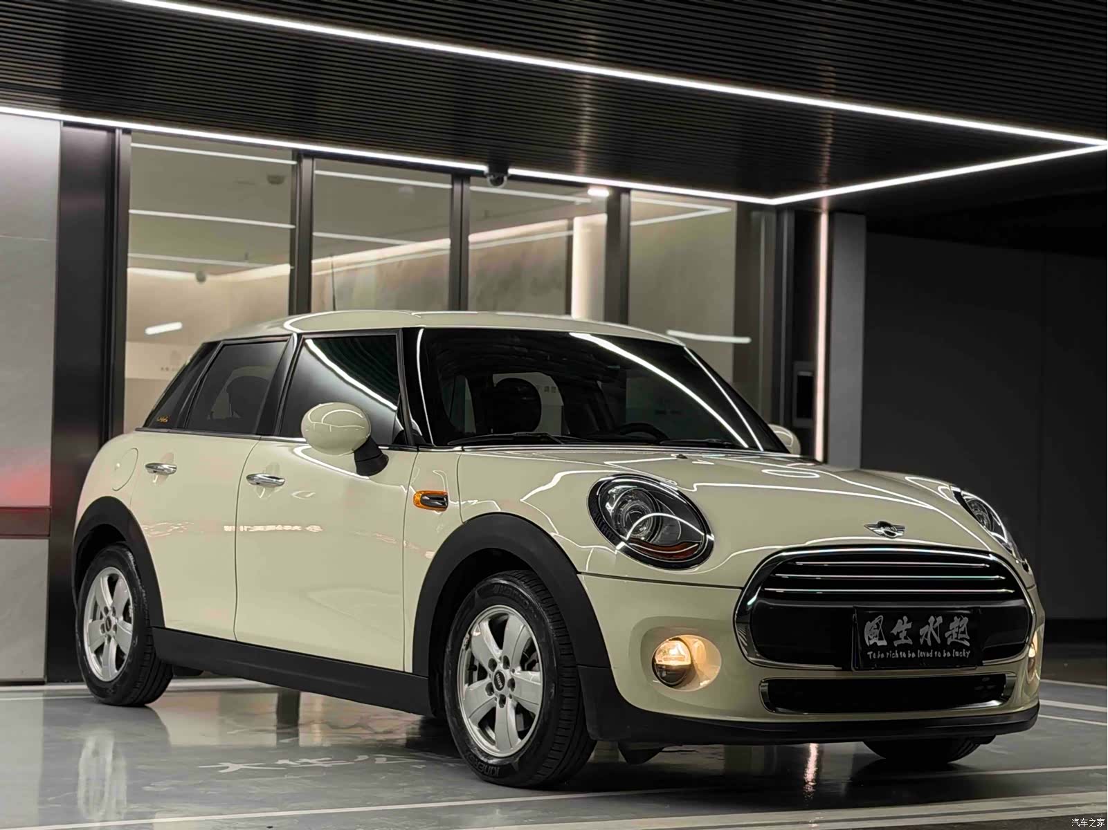 Mini ONE, 2017 3