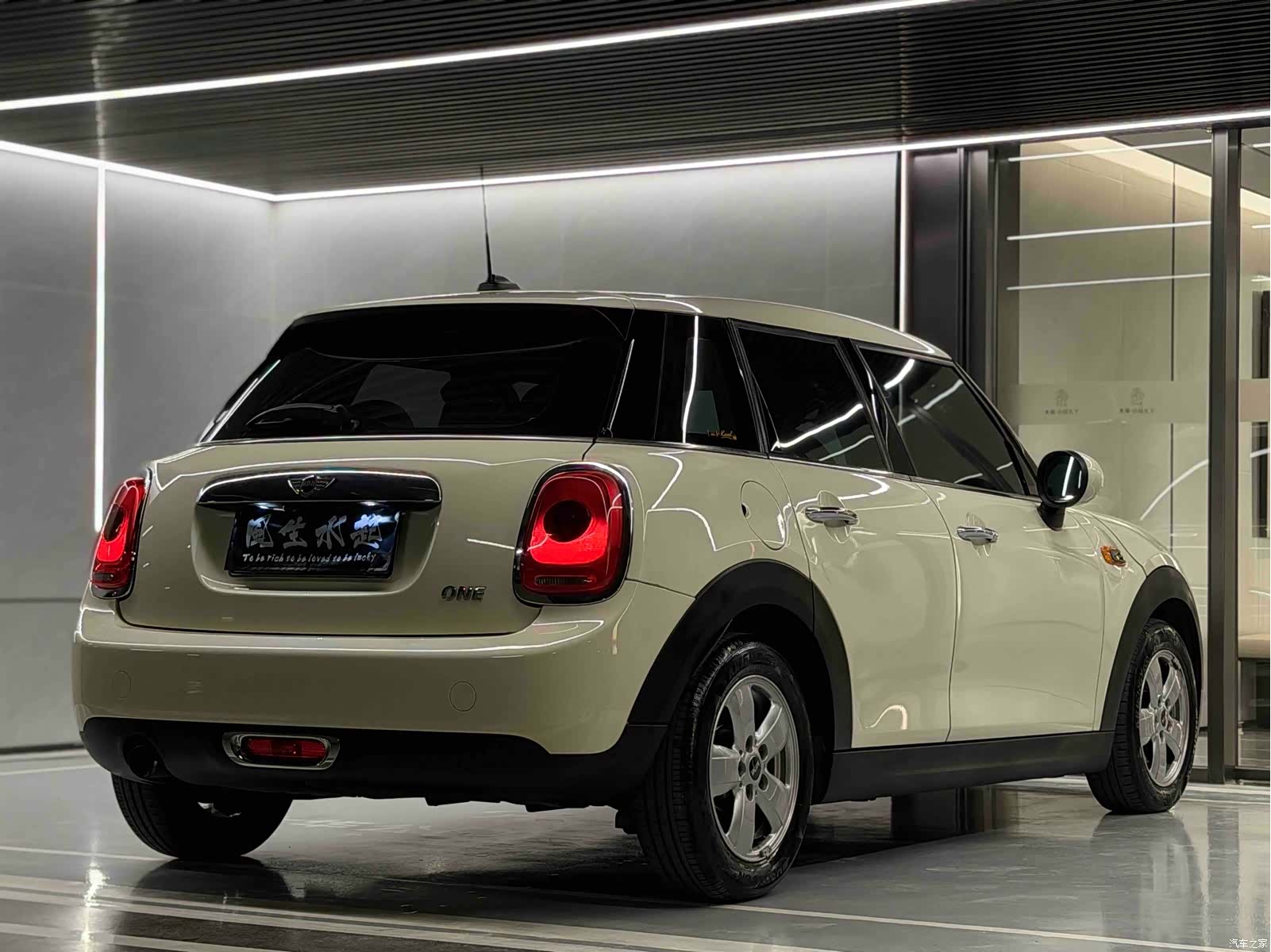 Mini ONE, 2017 11
