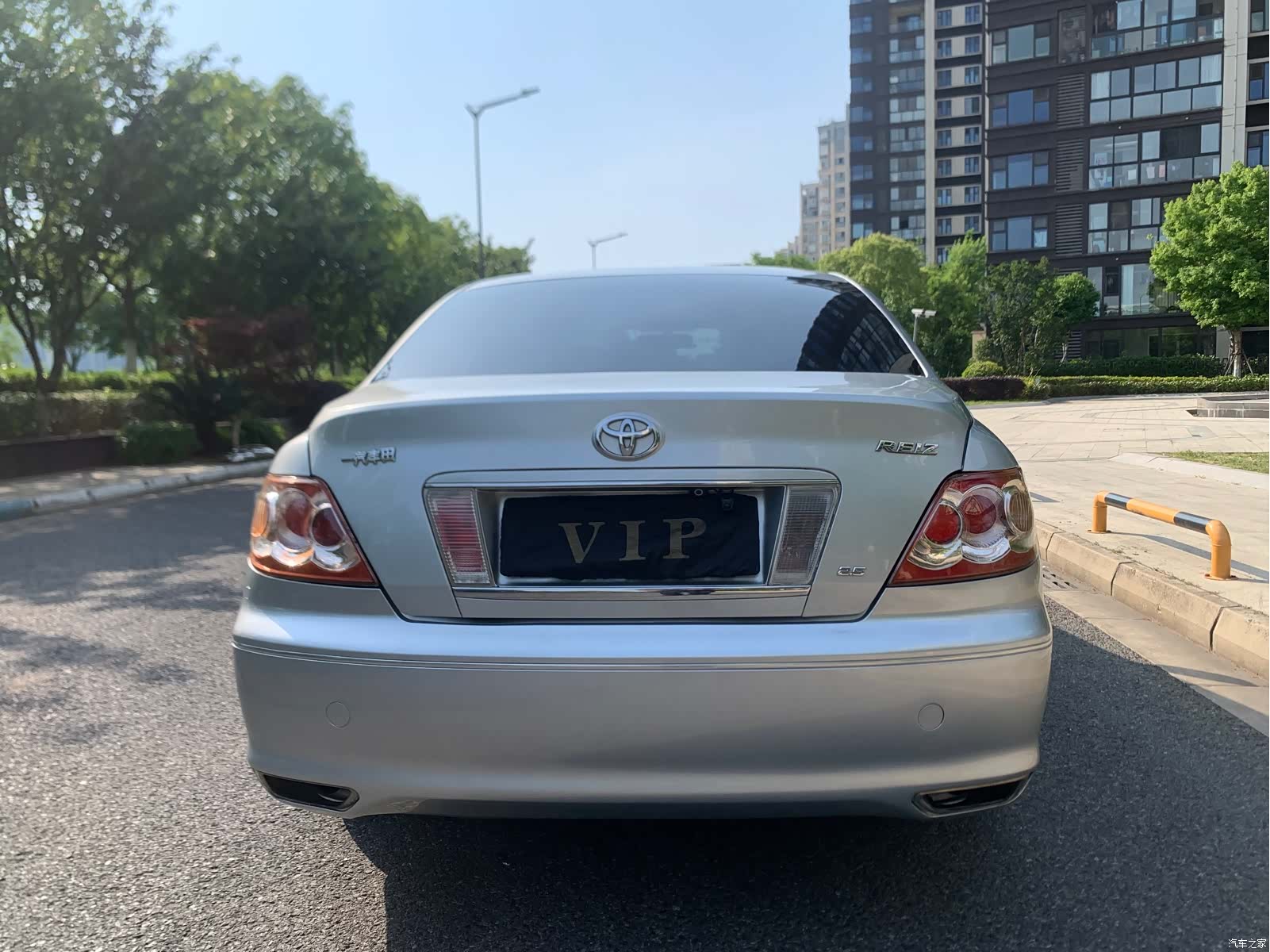 Toyota 2.5S, 2010 7