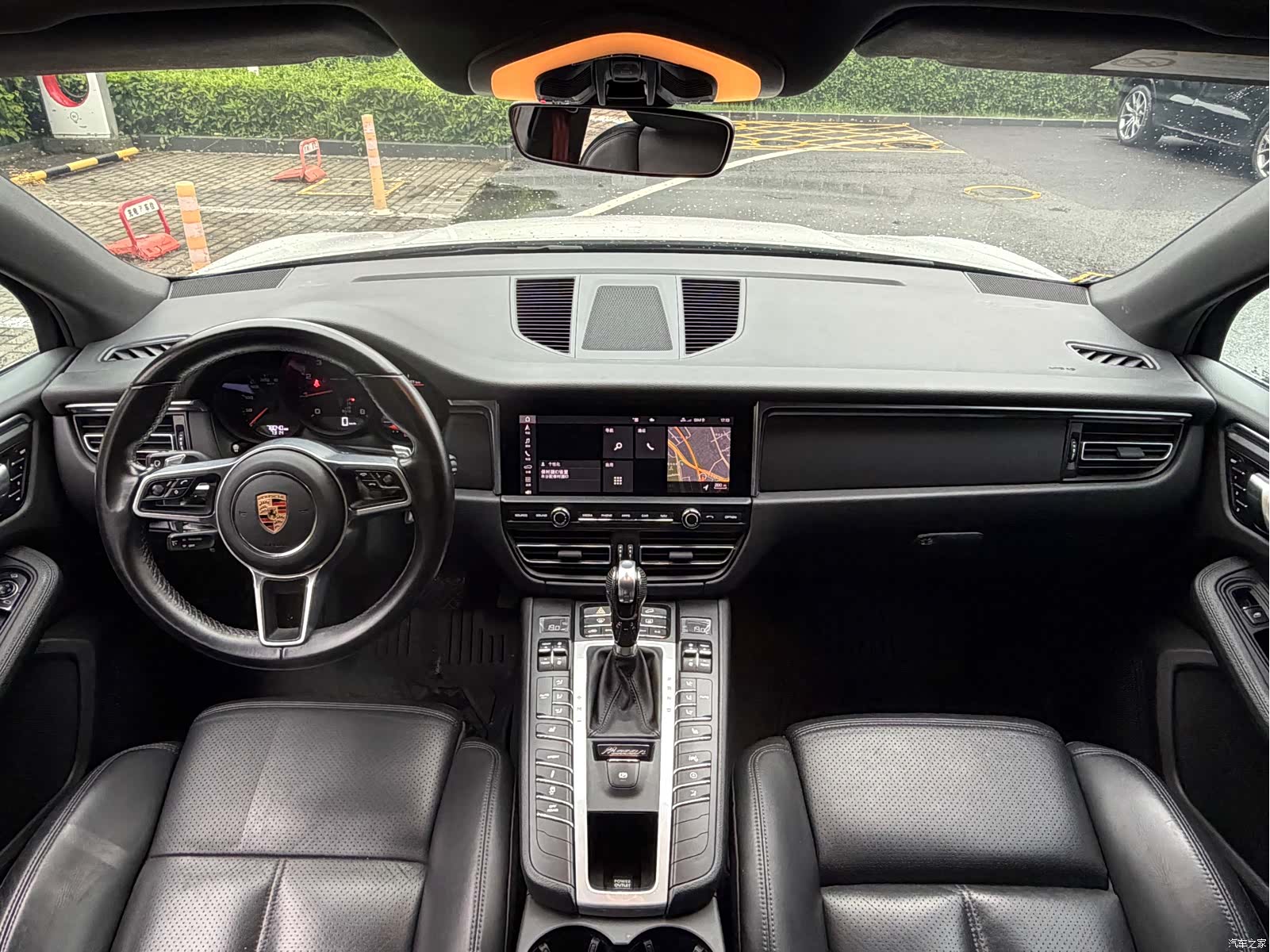 Porsche Macan, 2020 10