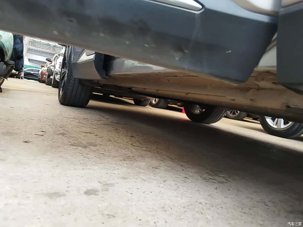 Geely Galaxy L7, 2023 21