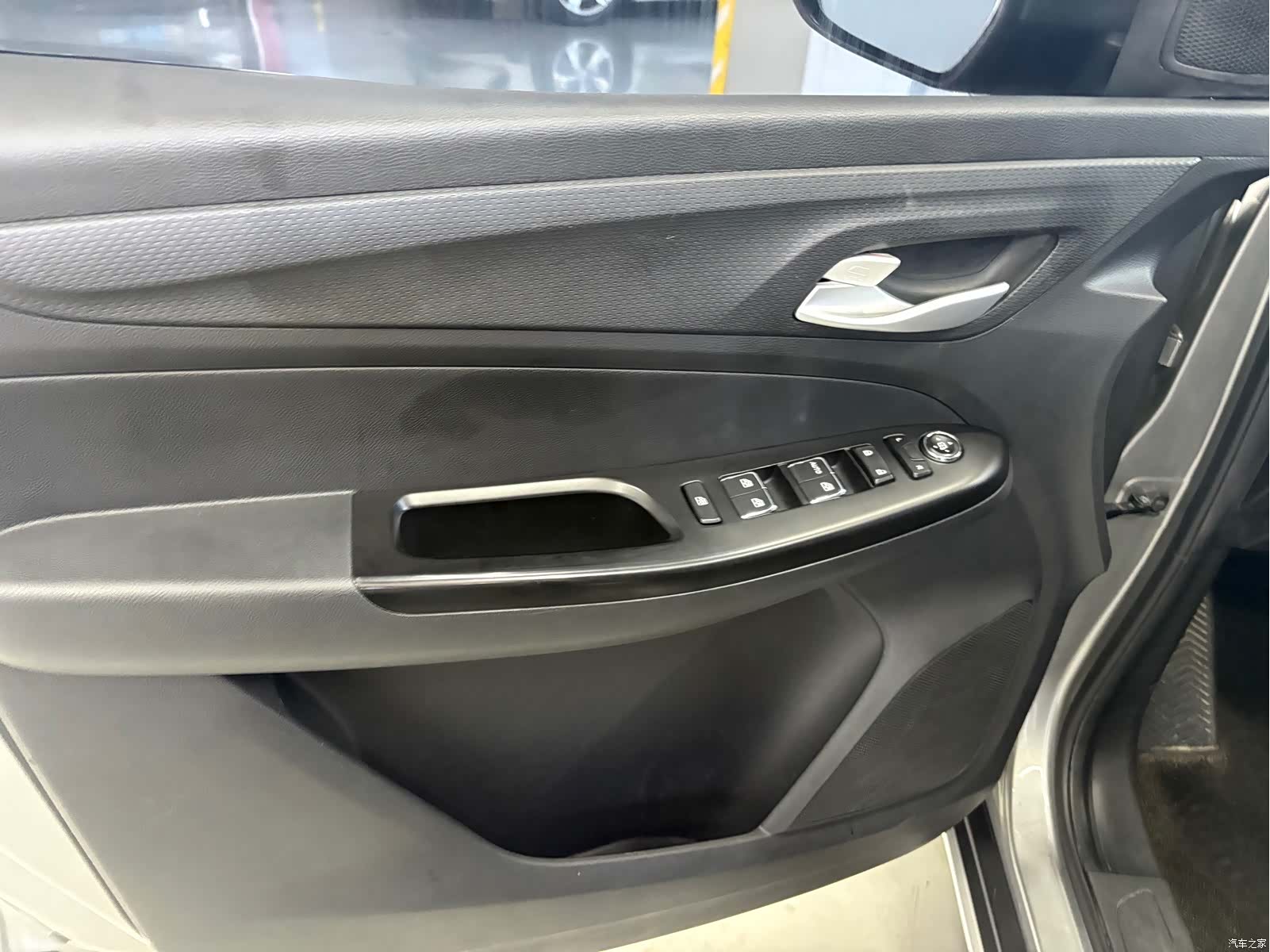 Wuling 730, 2019 17