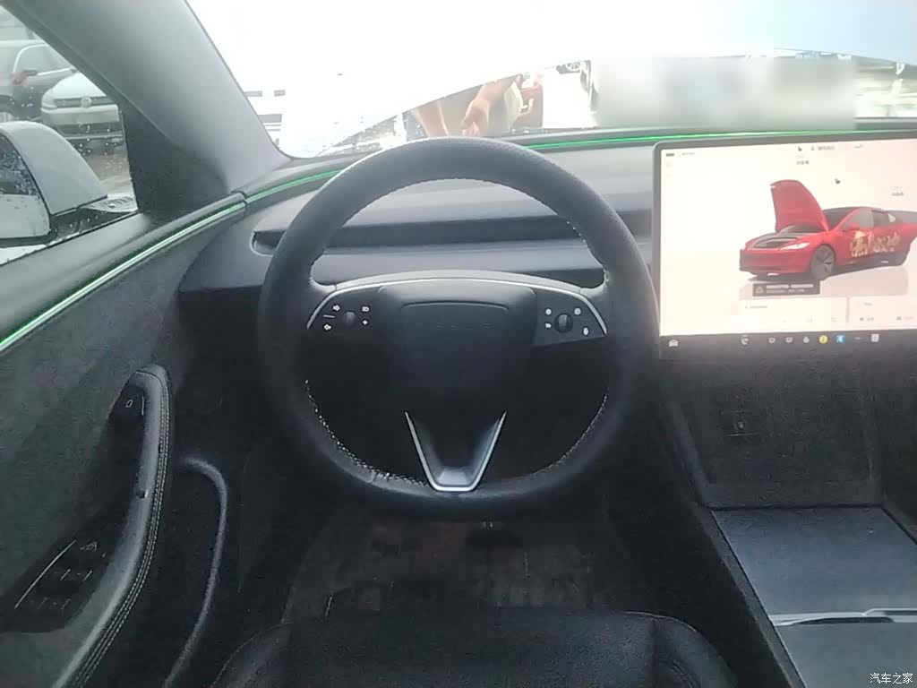Tesla Model 3, 2025 7