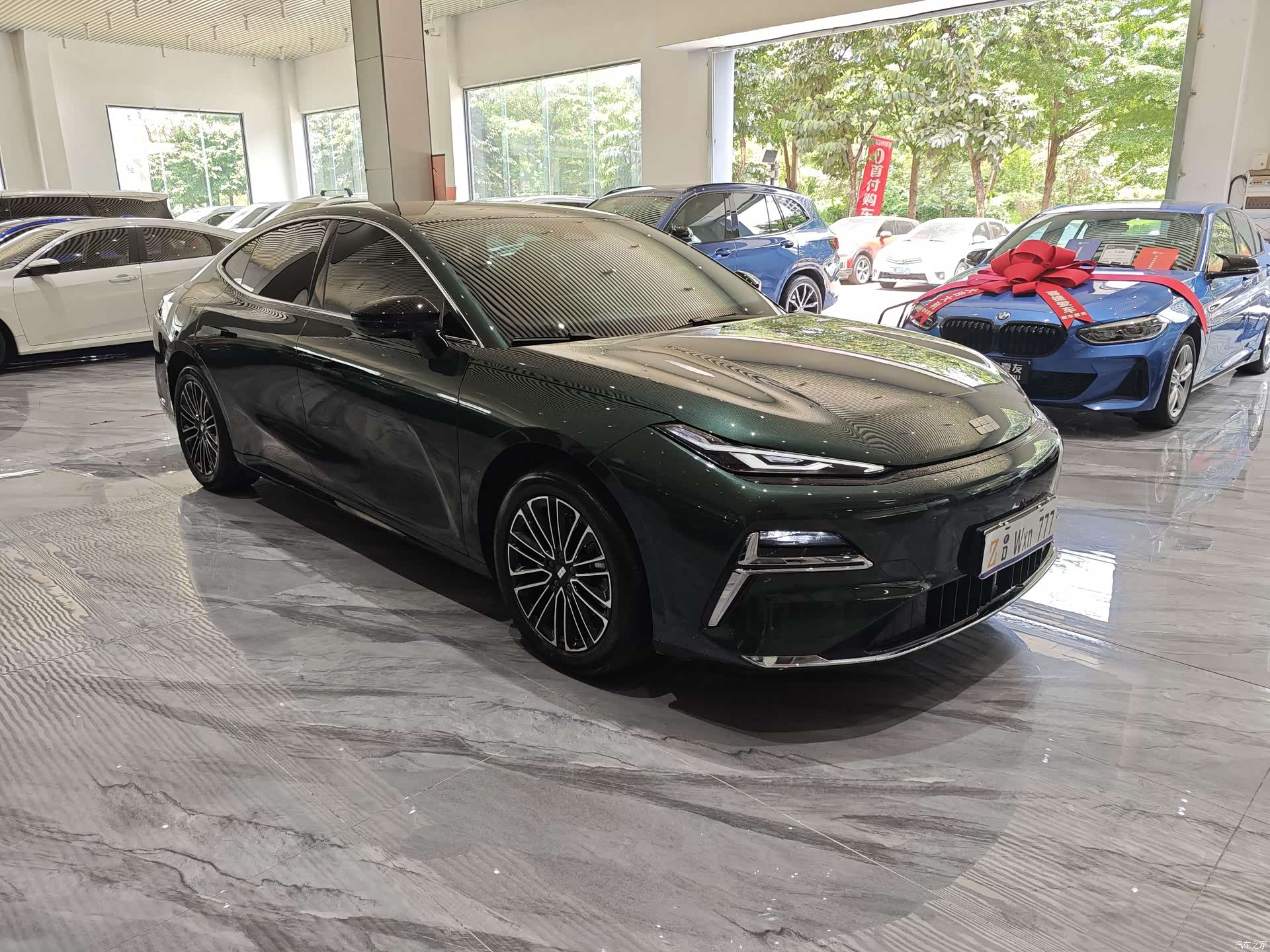 Geely 8, 2025 3