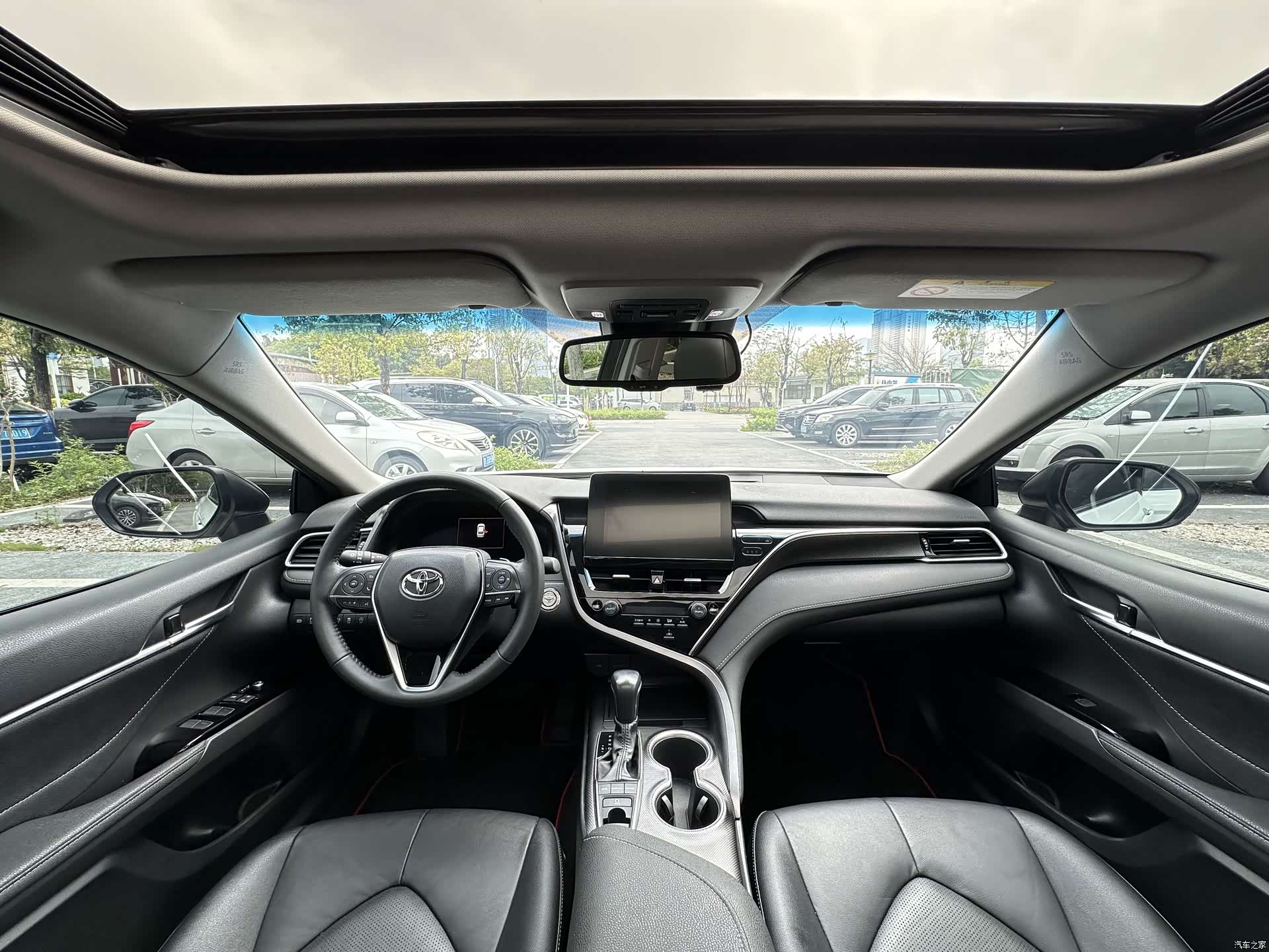 Toyota Camry, 2022 13